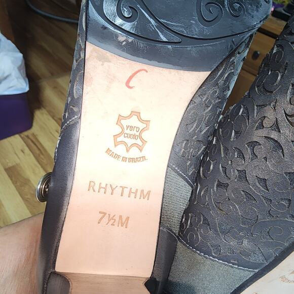 BRIGHTON EUC SZ 7.5 RHYTHM LAZER CUT LEATHER BOOTIES - Picture 7 of 10